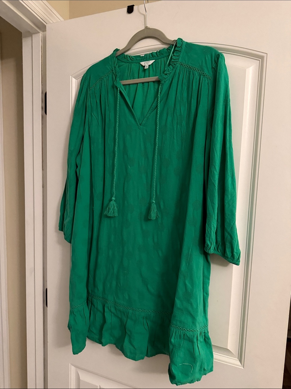 crown & ivy Green Tassel Tie Tunic Mini Dress